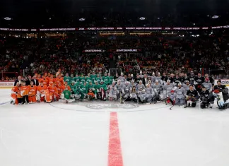 В Екатеринбурге начался Матч звезд КХЛ, Сэм Энас выиграл конкурс капитанов, Беларусь U20 упустила Кубок Будущего, фаворит драфта НХЛ избежал тюрьмы — все за вчера