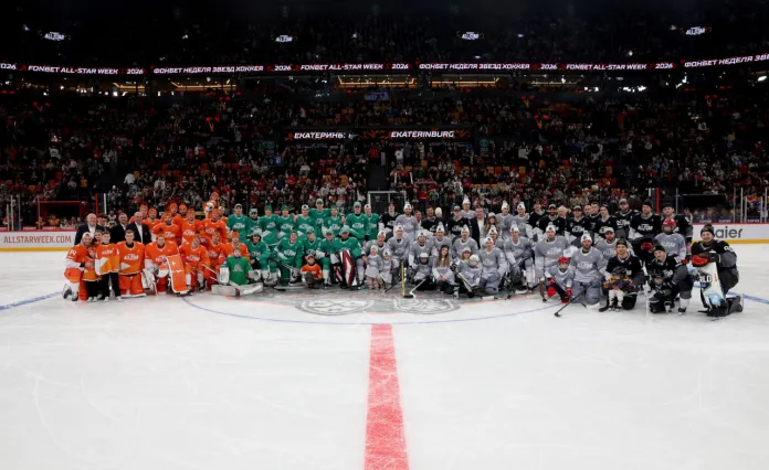 В Екатеринбурге начался Матч звезд КХЛ, Сэм Энас выиграл конкурс капитанов, Беларусь U20 упустила Кубок Будущего, фаворит драфта НХЛ избежал тюрьмы — все за вчера
