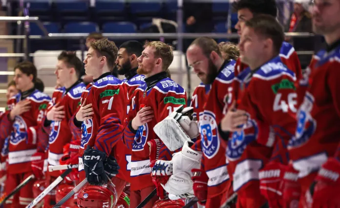 «Металлург» вырвал победу у «Юности», уступая 0:2. У минчан дубль оформил Николай Салыго