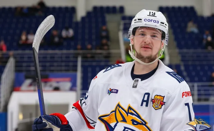 Владимир Ткачев прокомментировал лидерство Сэма Энаса в гонке бомбардиров КХЛ