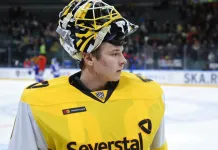 Белорусский вратарь был заменен по ходу первого периода матча с минским «Динамо»