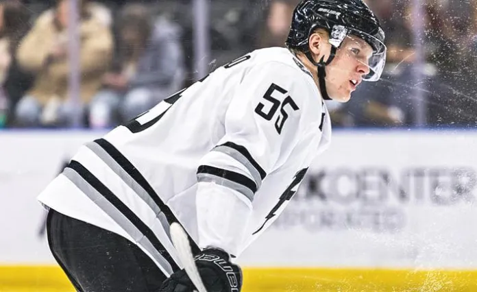 USHL. Арсений Марченко забросил шайбу и был признан второй звездой матча — статистика белорусов 16 февраля