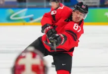 Главный тренер сборной Канады оценил вероятность участия Кросби в финальном матче ОИ-2026