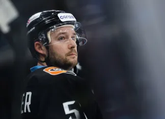 Райан Спунер заменил Виталия Пинчука в центре первого звена. Минское «Динамо» представило состав на поединок против «Локомотива»