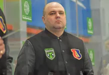 Денис Ламеко: В кои-то веки забросили три шайбы, однако хотелось бы солиднее выглядеть в обороне