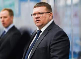 Дмитрий Кравченко: Сейчас нет друзей на льду, очень серьезные игры пошли