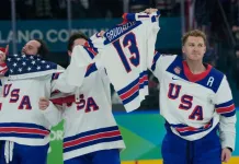 Сборная США почтила память Джонни Годро после победы на Олимпиаде-2026