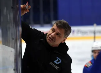 Дмитрий Квартальнов остался в ТОП-6 рейтинга тренеров КХЛ