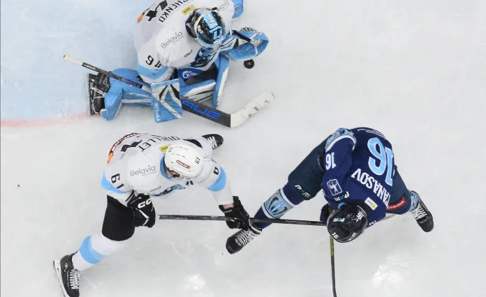 Михаил Зислис: Минское «Динамо» могут сотрясать внутренние скандалы, но внешне всё выглядит благопристойно