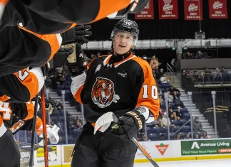 CHL. Брызгалов набрал очки в шестом матче подряд, Рунцо заработал 30-й ассист — статистика белорусов 25 февраля