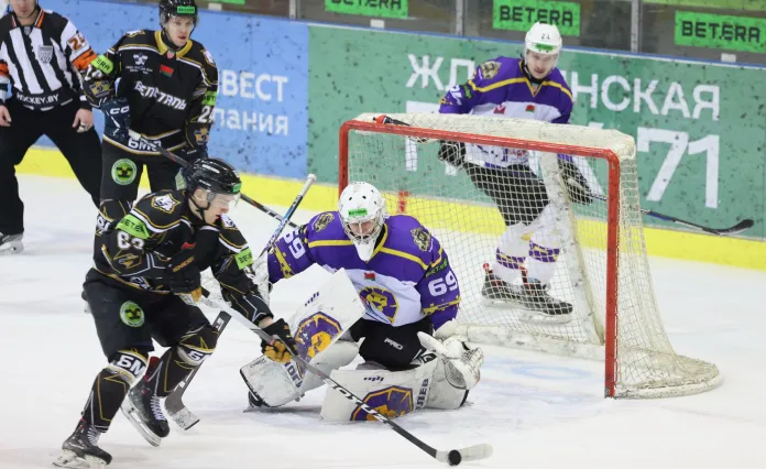 Betera-Высшая лига. «Юниор» – «Рыси», «Рыцари» – «Ястребы», «Медведи» – «Динамо-Олимпик» и другие встречи. Трансляции