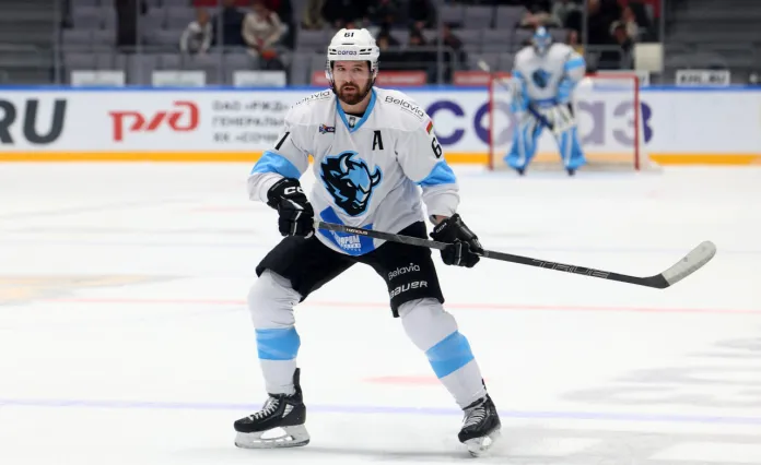 «Позор хоккея»: Алексей Шевченко обвинил защитника минского «Динамо» Уэлле в симуляции