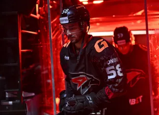 «Авангард» продлил контракт с Максимом Лажуа на один сезон