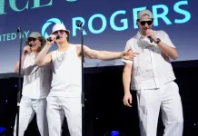 Видео: Никита Толопило спел Backstreet Boys на благотворительном гала-вечере «Ванкувера»