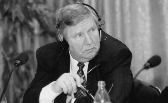 Умер член Зала славы ИИХФ Юрий Королев