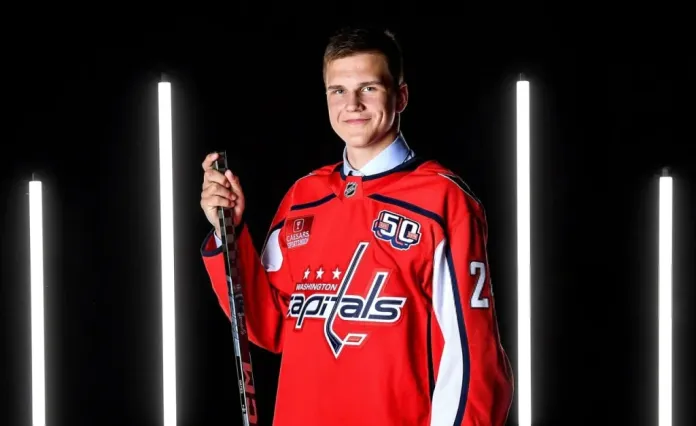 The Hockey News назвало Илью Протаса лучшим проспектом «Вашингтона»