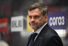 Дмитрий Квартальнов сохранил место в ТОП-6 нового рейтинга тренеров КХЛ