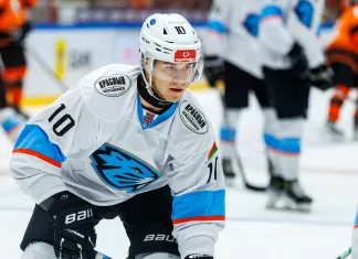 «Динамо-Шинник» забросил пять шайб подряд и уверенно обыграл «Амурских тигров»