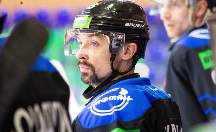 42-летний Александр Жидких рассказал, собирается ли он продолжать игровую карьеру