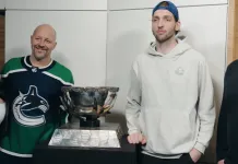 Никите Толопило вручили приз «Molson Cup»