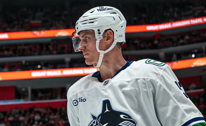 «Даллас» выменял конкурента Владислава Колячонка у «Ванкувера»