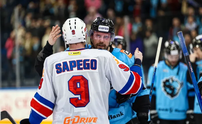 Минское «Динамо» вновь проиграло СКА и потеряло Мороза, Чезганов оформил очковый покер в КХЛ, «Неман» победил в Молодечно – все за вчера