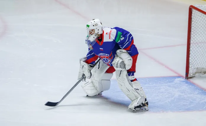 Денис Синягин: Мне с детства не нравится играть против Александра Тимирева