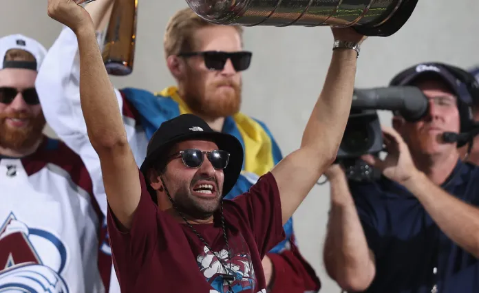 «Калгари» обменял одноклубника Егора Шаранговича в «Колорадо»