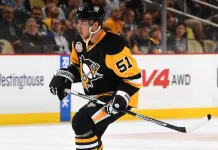 «Чикаго» обменял обладателя Кубка Стэнли. У белоруса Кузьмина новый партнер по обороне в «Рокфорде»