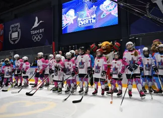 Рекордное количество участниц и огромное множество шайб: в Минске состоялся Всемирный женский хоккейный матч