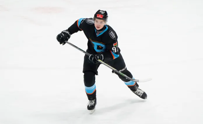 «Динамо-Шинник» примет МХК «Динамо-Москва». Трансляция