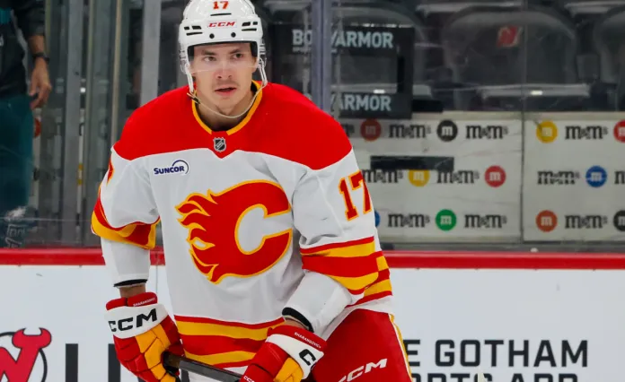 НХЛ. Полезная игра Ильи Соловьева, неудачный матч Егора Шаранговича – статистика белорусов 17 марта