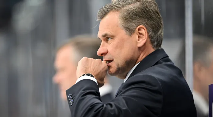 Хоккейный агент опроверг слух о переходе Дмитрия Квартальнова в «Локомотив»