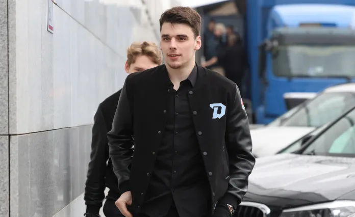 Виталий Пинчук: Хотел отличится перед мамой. Моментов было много, но забросил только в свои ворота