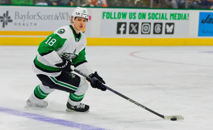 АХЛ. Полезная игра Владислава Колячонка, два броска Егора Сидорова — статистика белорусов 18 марта