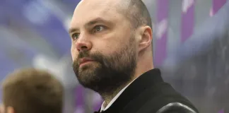 Андрей Антонов: Из четырех пропущенных шайб три мы забиваем сами себе