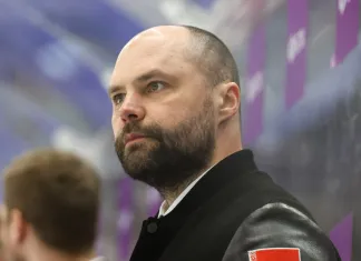 Андрей Антонов: Из четырех пропущенных шайб три мы забиваем сами себе