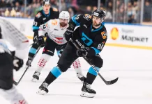 Илья Усов: Мы регулярку забыли, другой хоккей будет