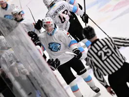 «Динамо-Шинник» не без труда одолел «Крылья Советов» в первом матче плей-ин МХЛ