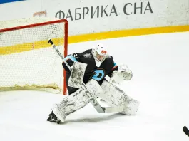 Командам понадобится третий матч: «Динамо-Шинник» во втором поединке плей-ин уступил «Крыльям Советов»