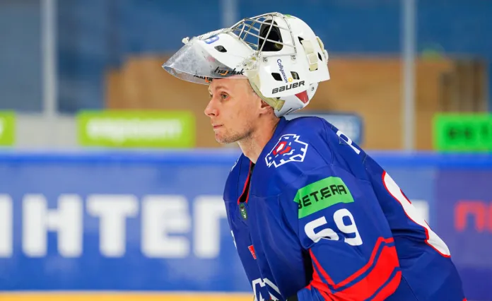 Болельщики «Бреста» вновь выбрали Сергея Бронникова лучшим игроком сезона. Вратарь одержал 21 победу в регулярном чемпионате