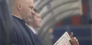 Дмитрий Саяпин: Нужно не то что каждый матч – каждую смену и каждый момент в ней отрабатывать на сто процентов, причем всем игрокам