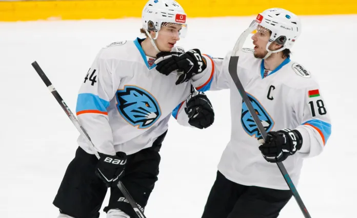 Видео: Шайба Николая Салыго вошла в десятку лучших голов плей-ин МХЛ