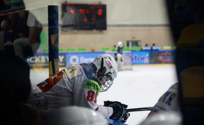 Betera-Высшая лига. 1/2 финала. «Соболь» в гостях сыграет с «Ястребами» и попробует оформить выход в решающую стадию плей-офф. Трансляция