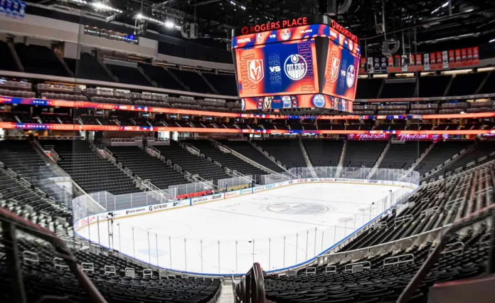 Болельщица родила ребёнка на арене во время матча НХЛ