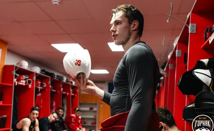 ВХЛ. 1/8 финала. Два очка Даниила Карповича помогли «Горняку-УГМК» пробиться в четвертьфинал. Итоги 6 апреля