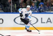 «Более уверенно подходим к старту второго раунда». Виталий Пинчук — о предстоящей серии с «Ак Барсом»