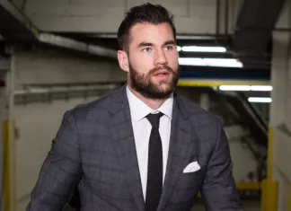 «У меня две башни-близнеца». Том Уилсон — об игре в одном звене с Алексеем и Ильёй Протасами