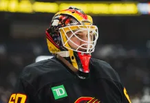 Никиту Толопило признали второй звездой матча, но его «Ванкувер» уступил «Вегасу»