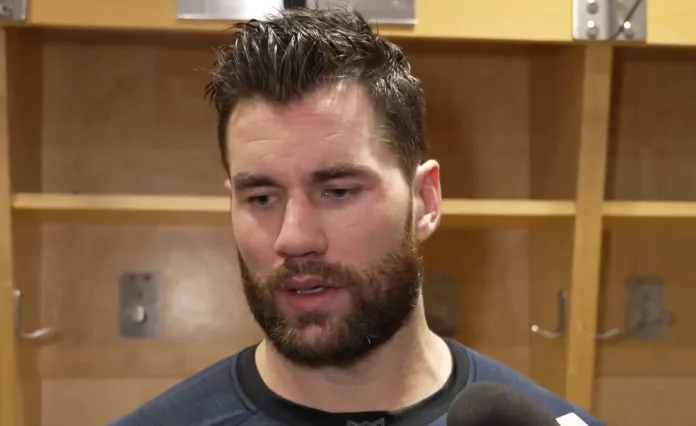 «Это честь». Том Уилсон — об игре в одной тройке с братьями Протасами